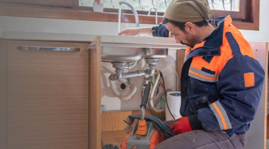 Professional septic tank pumping in Gervais, OR